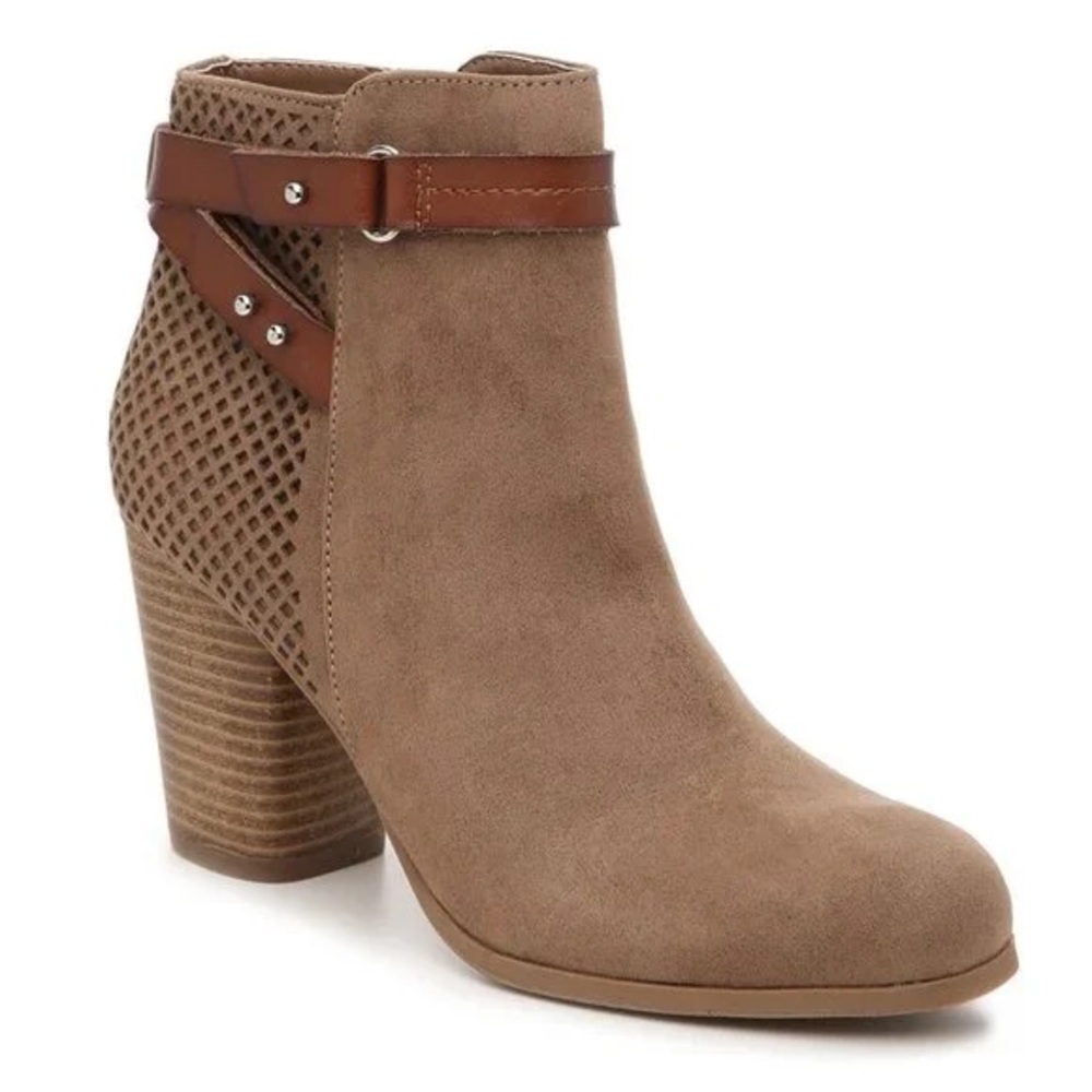 MADDEN GIRL DOTTIE TAN ANKLE BOOTIES - Picture 1 of 6
